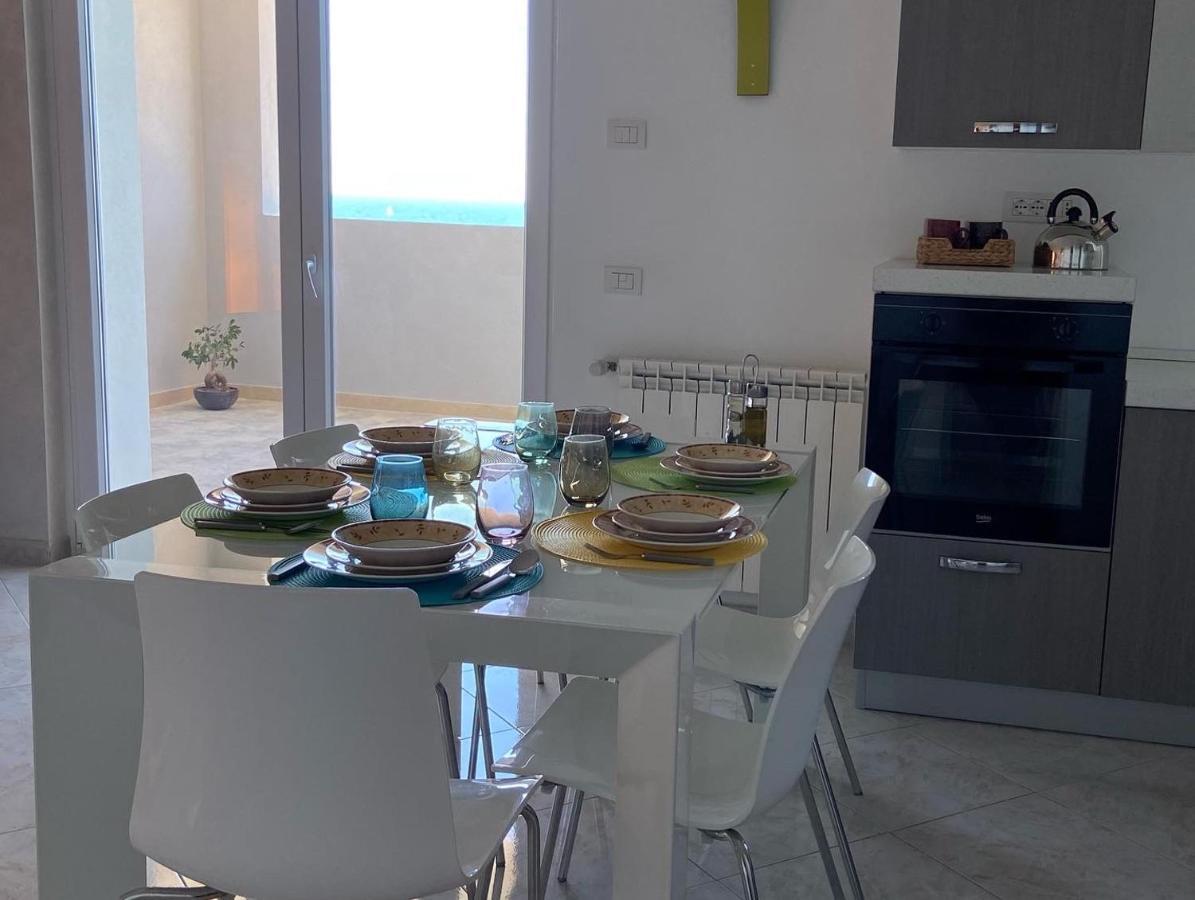 Bari Nalasia Beach Apartment Eksteriør billede