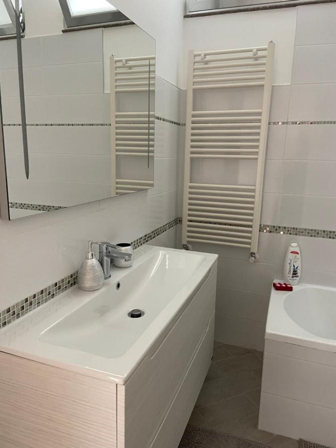 Bari Nalasia Beach Apartment Eksteriør billede