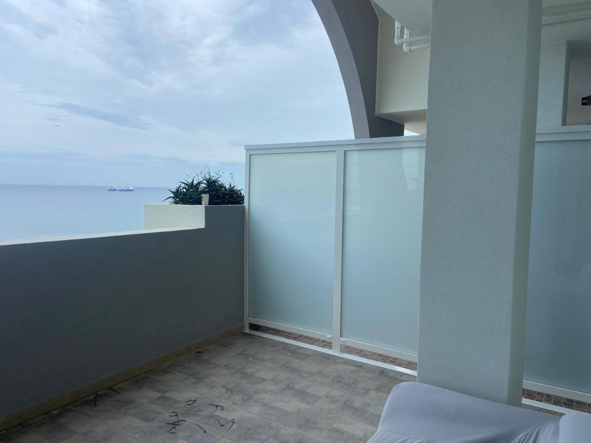 Bari Nalasia Beach Apartment Eksteriør billede